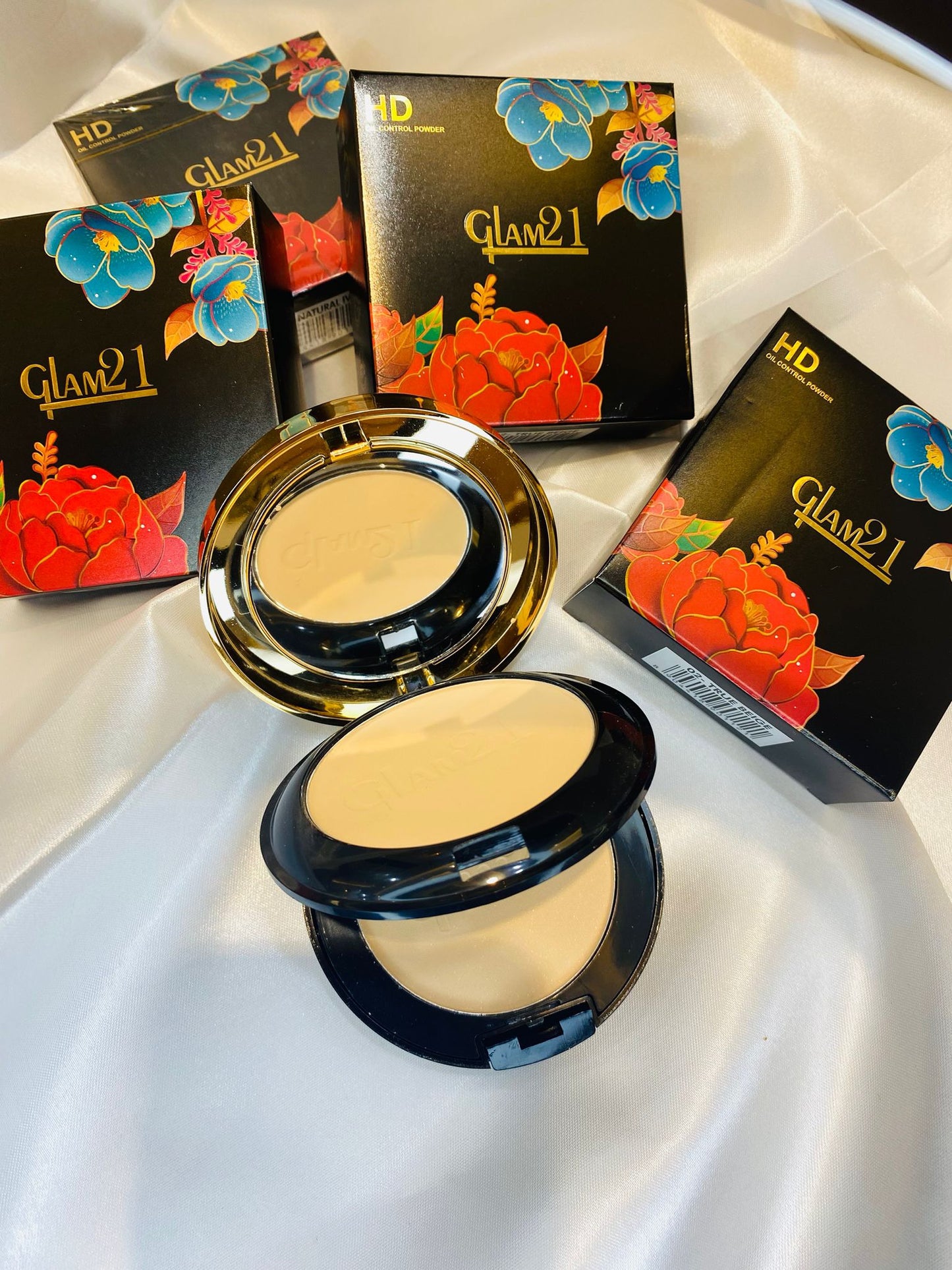 Glam21 2 In 1 HD Compact Powder