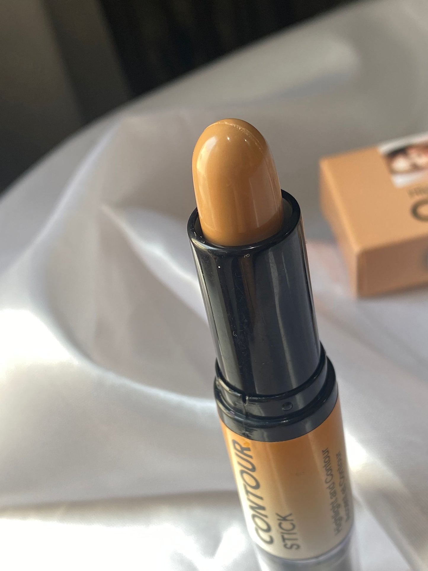 Contour Stick 2 in 1, Contour & Creamy Matte Finish Concealer