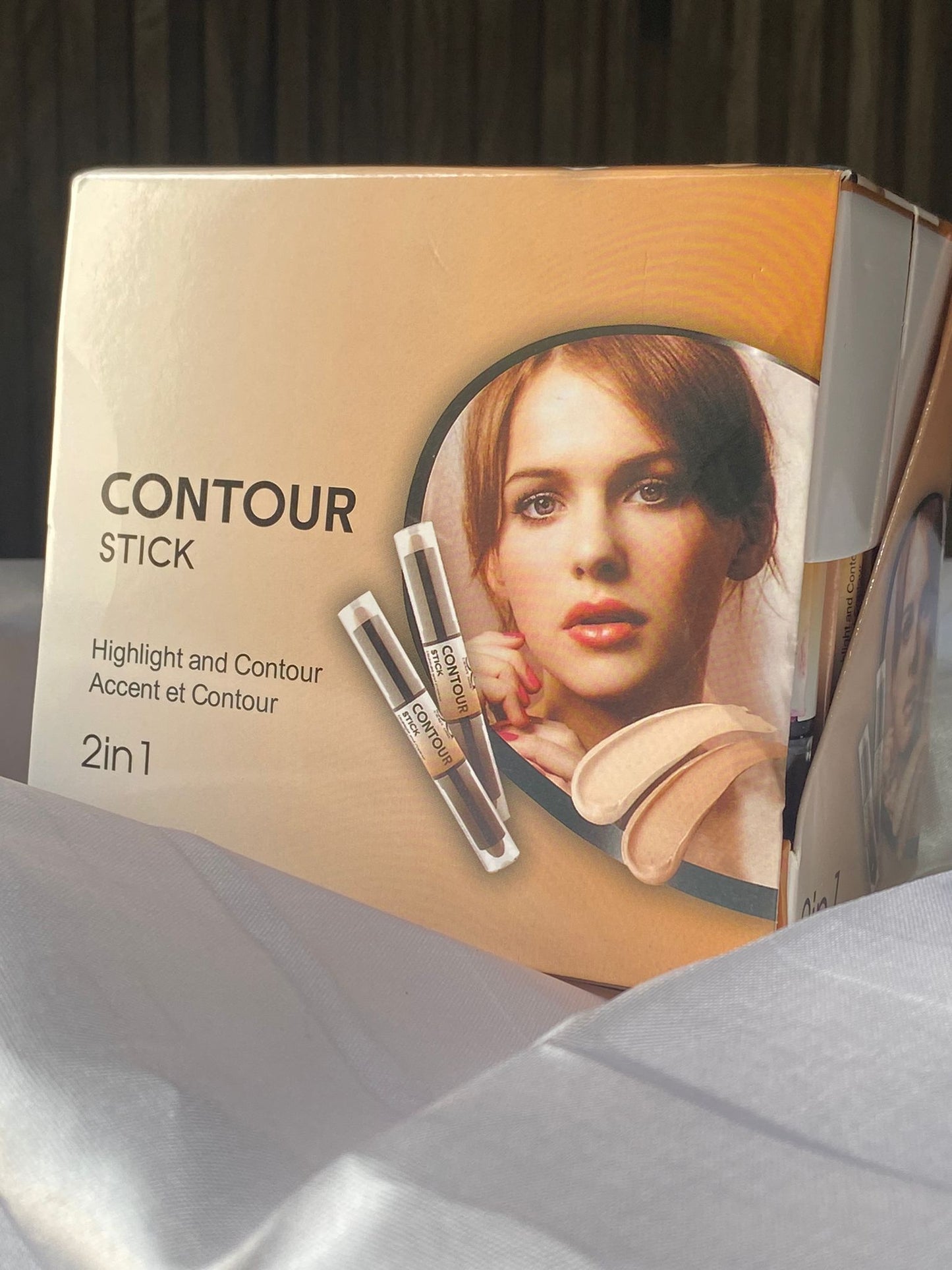 Contour Stick 2 in 1, Contour & Creamy Matte Finish Concealer