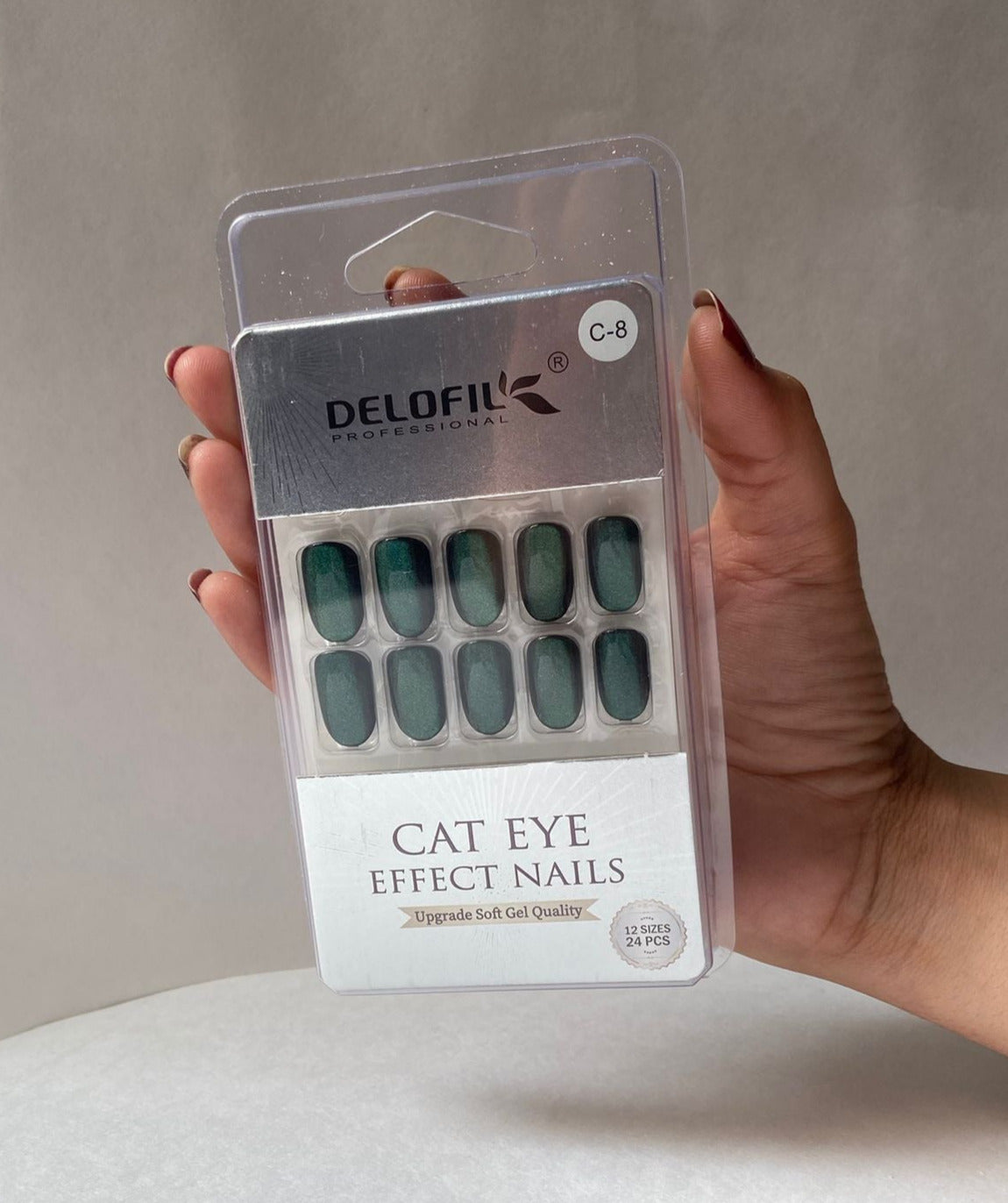 Delofil Cat Eye Artificial Nails 24 PC, C-8
