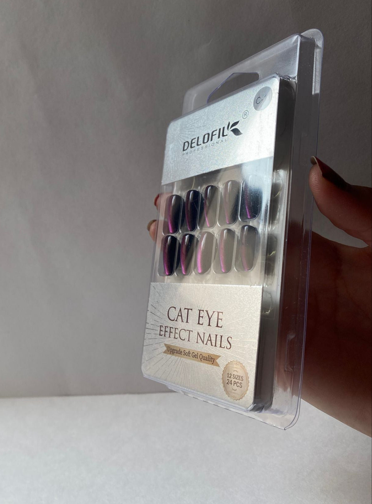 Delofil Cat Eye Artificial Nails 24 PC, C-11