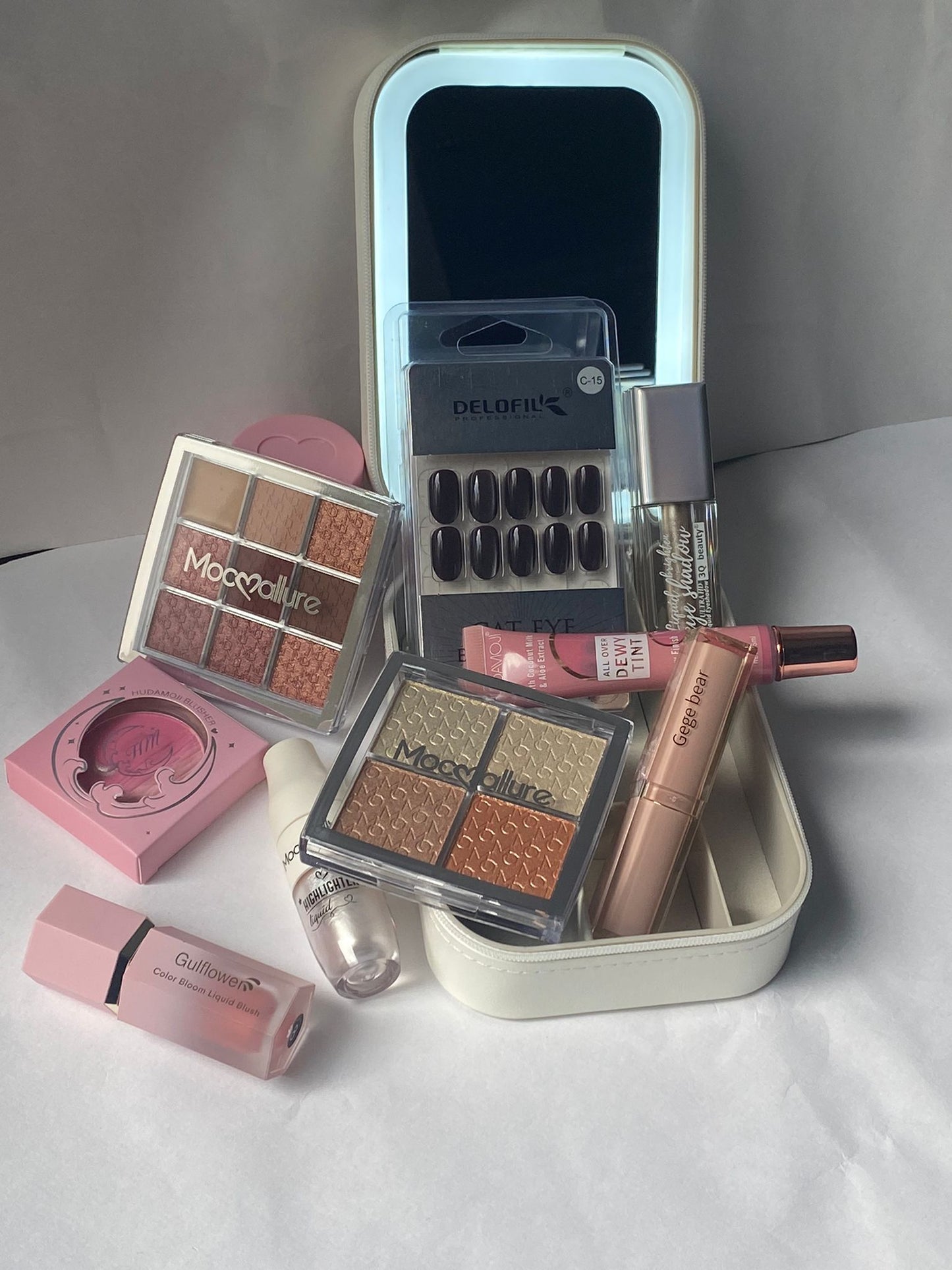 The Glow-Up Box – 10-in-1 Premium Makeup Gift - Hamper