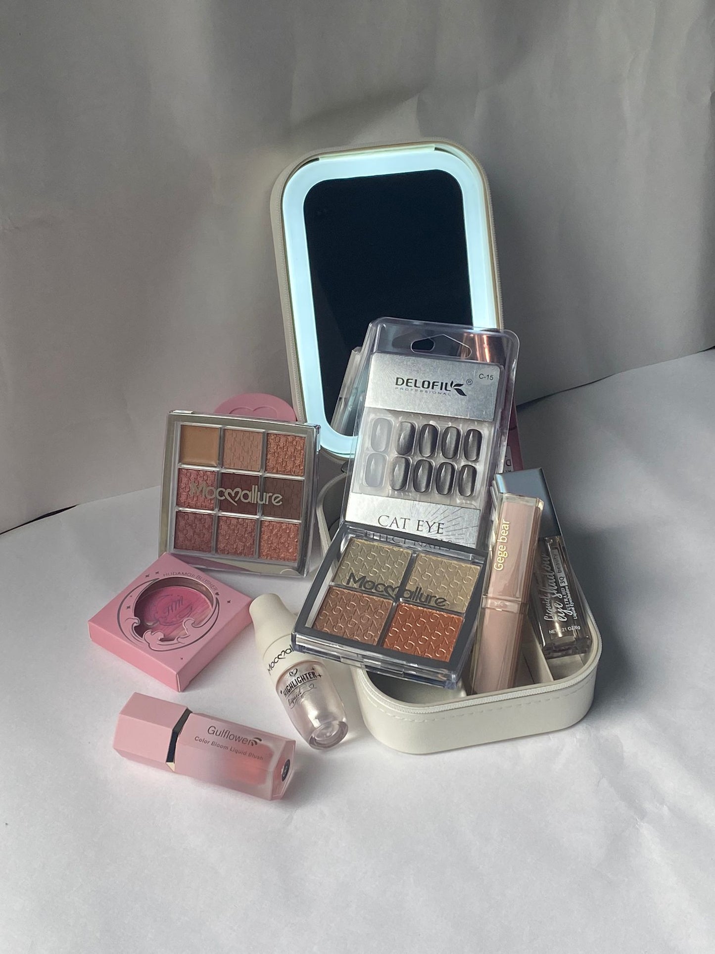 The Glow-Up Box – 10-in-1 Premium Makeup Gift - Hamper