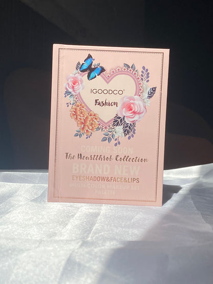 IGOODCO VIRAL MAKEUP BOOK - 5 PAGE