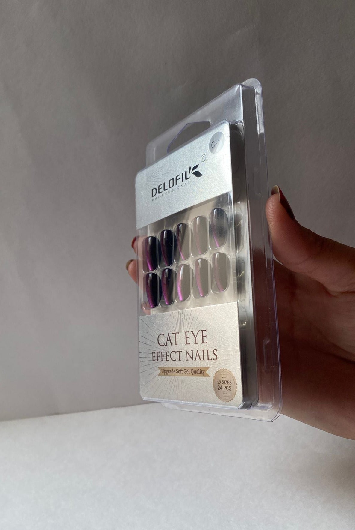 Delofil Cat Eye Artificial Nails 24 PC, C-11