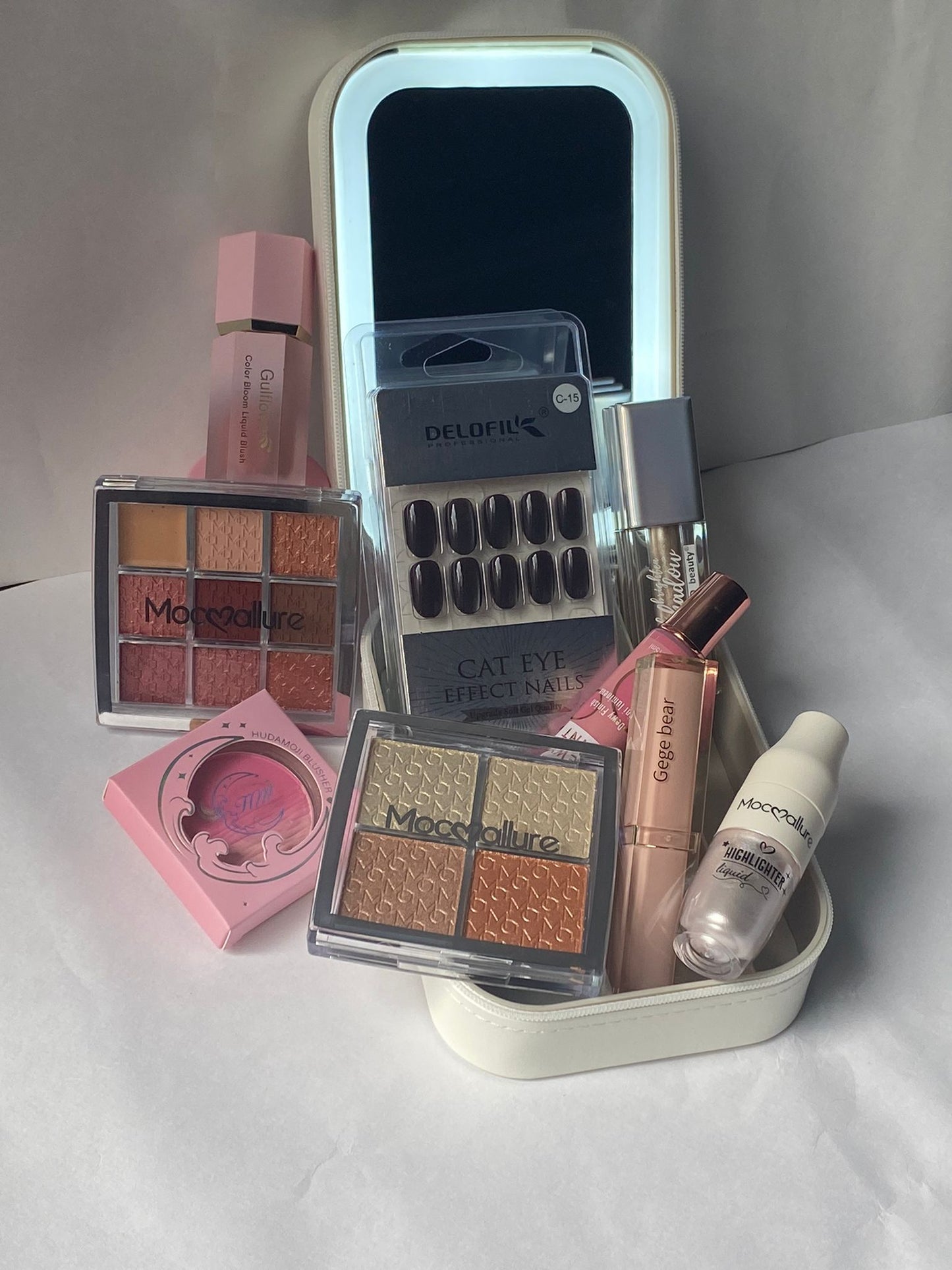 The Glow-Up Box – 10-in-1 Premium Makeup Gift - Hamper