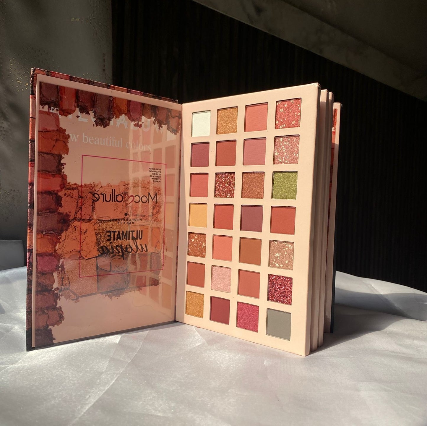 Mocallure Ultimate Utopia Makeup Book