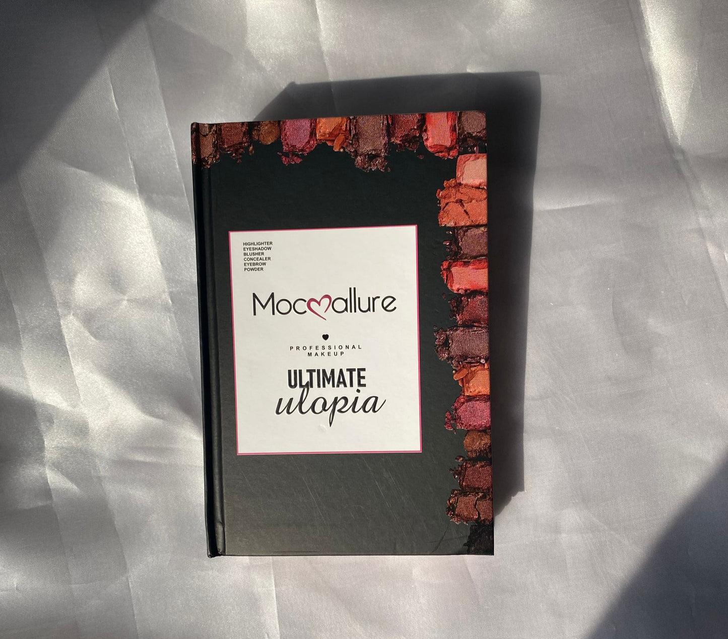 Mocallure Ultimate Utopia Makeup Book