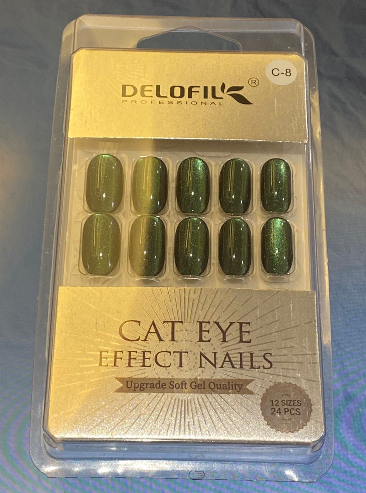 Delofil Cat Eye Artificial Nails 24 PC, C-8