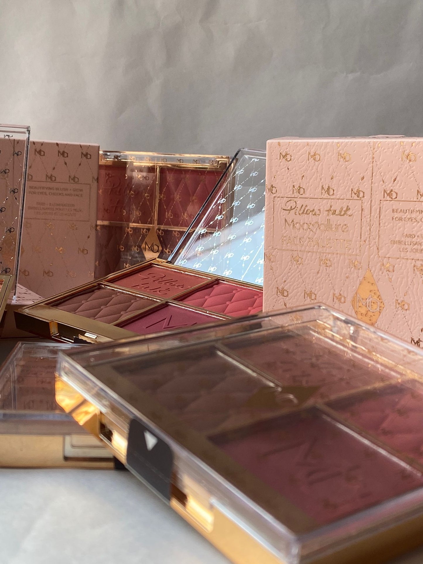 MOCALLURE Pillow talk Highlighter Blusher